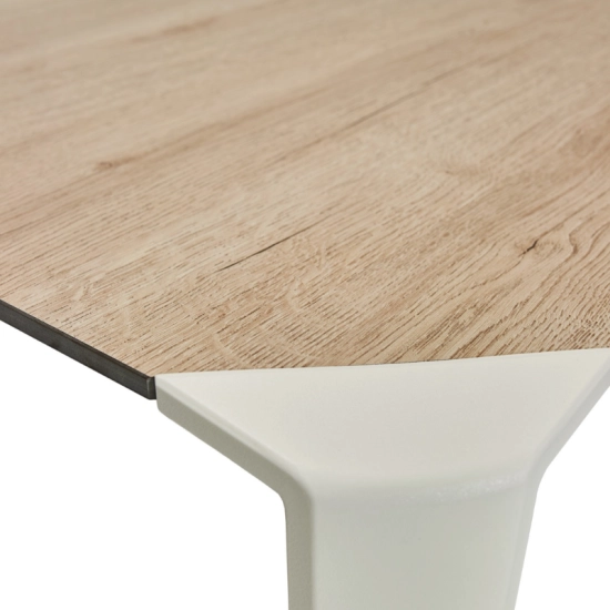 Table One - 70x70cm - Gamme Ezpeleta